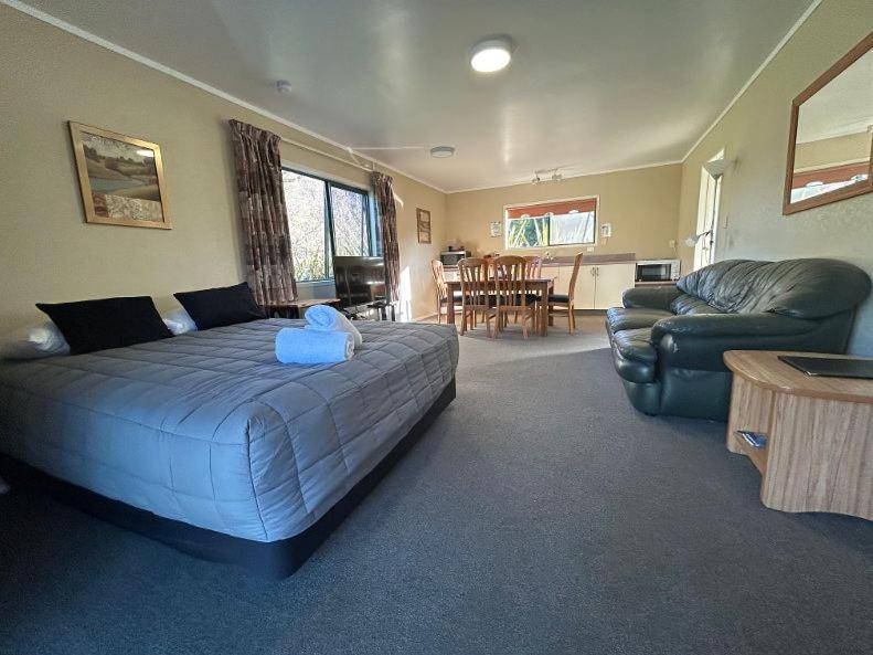 מורצ'יסון Kiwi Park Motels מראה חיצוני תמונה