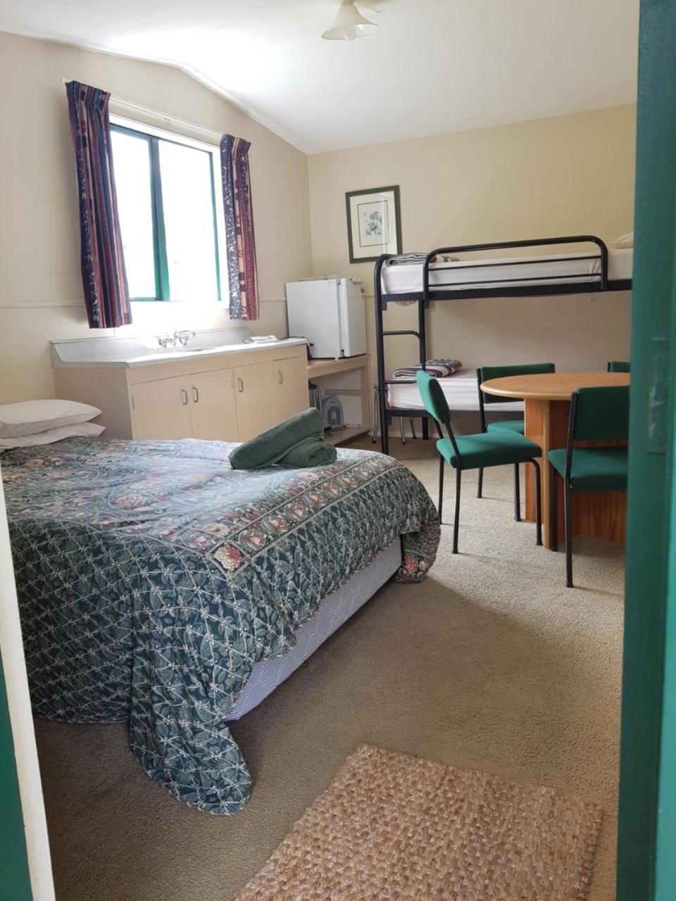 מורצ'יסון Kiwi Park Motels מראה חיצוני תמונה